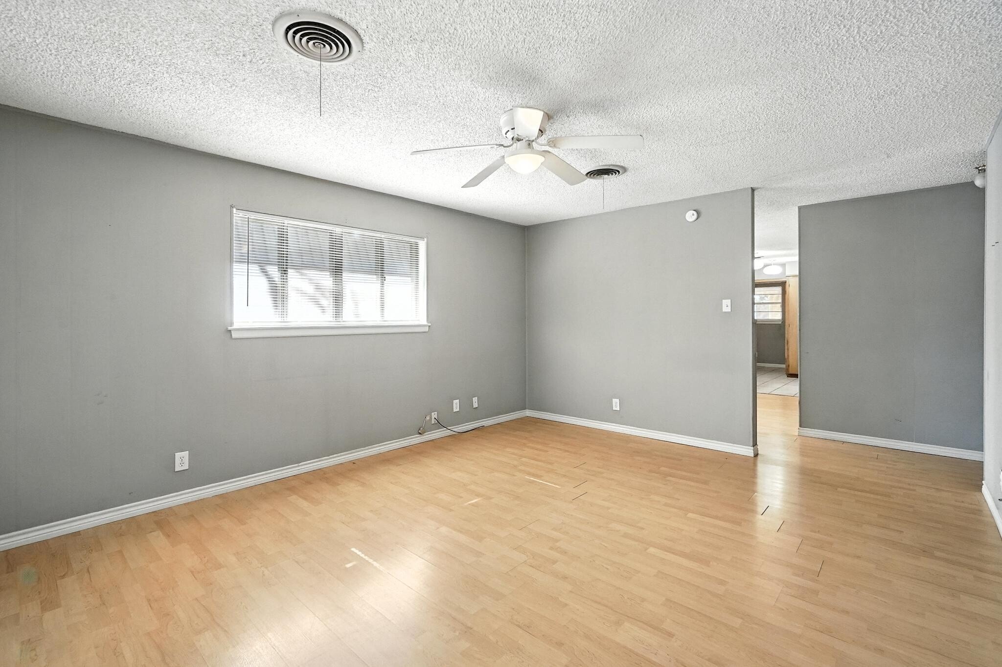 Building Photo - 3347 S 27th St