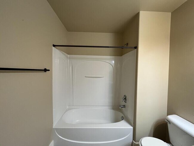 Building Photo - 1576 Venetian Way