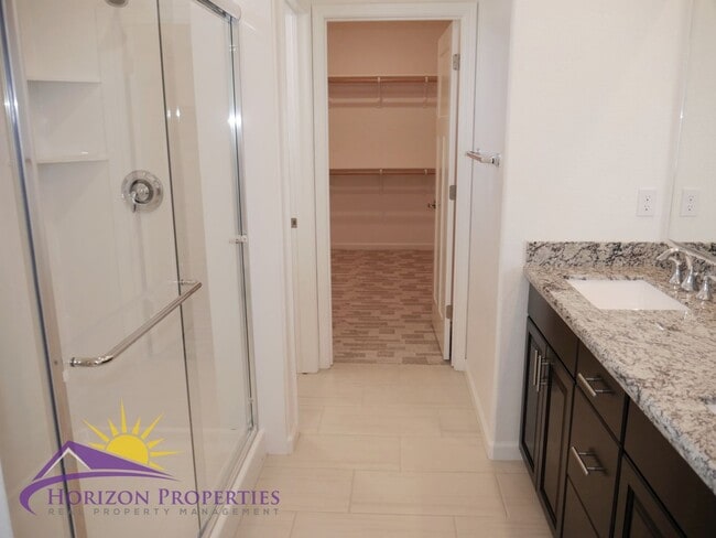 Building Photo - Modern Two-story 3 Bed 2.5 Bath 1,638 sqft Rancho Cordova Solar Home