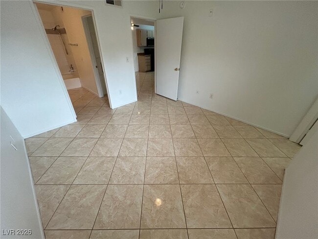 Building Photo - 7885 W Flamingo Rd