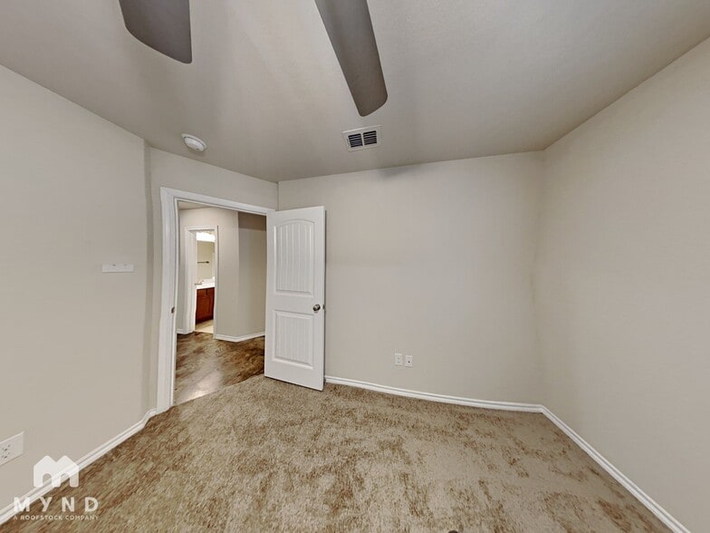 Building Photo - 7201 Mistletoe Trail