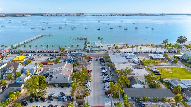 Building Photo - 2402 52nd St S