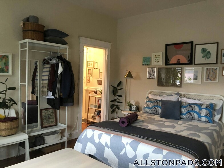 Building Photo - 1197 Commonwealth Ave