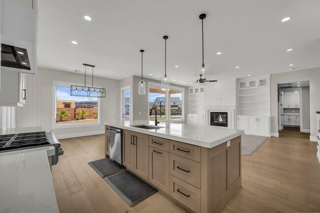 Building Photo - 4159 S 490 E