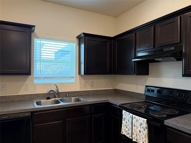 Building Photo - 2237 Diamond Dr