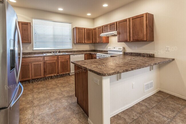 Building Photo - 491 Havenbrook Dr