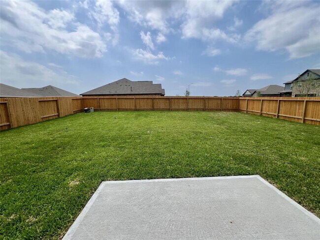 Building Photo - 457 Sunny Highlands Dr