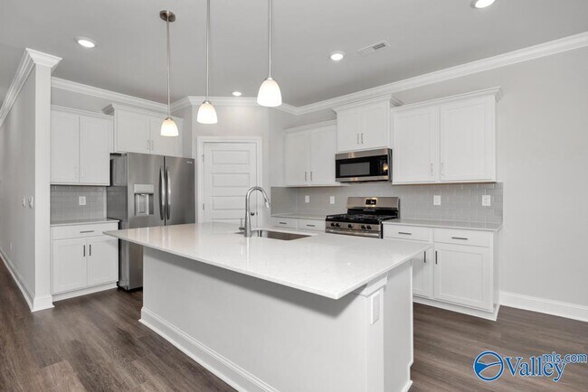 Building Photo - 23354 Worcester Ln