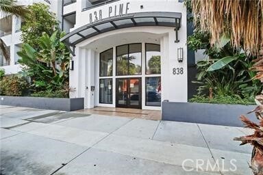 Building Photo - 838 Pine Ave