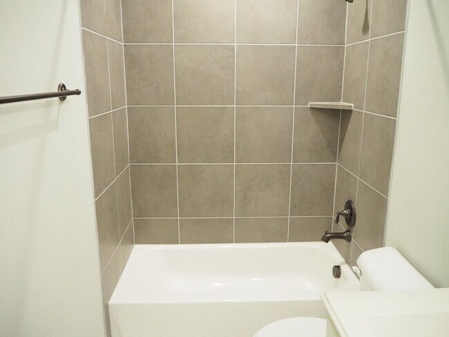 Building Photo - 4129 S Broadway Ave