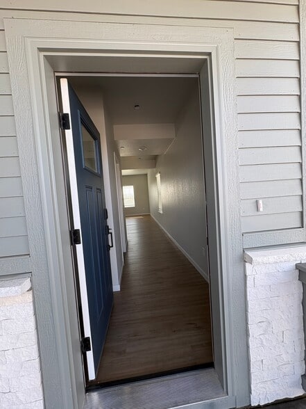 Building Photo - 9443 Danube St