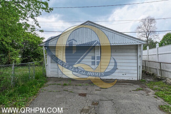 Building Photo - Available Now!!! 3 Bed, 2.5 Bath!!