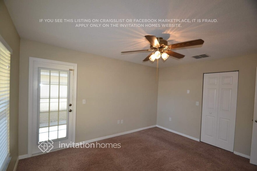 Building Photo - 1305 Bayou Pass Dr