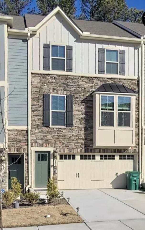 Building Photo - 956 Channing Park Cir