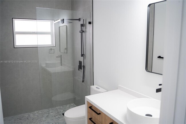 Building Photo - 10996 NW 58th Terrace