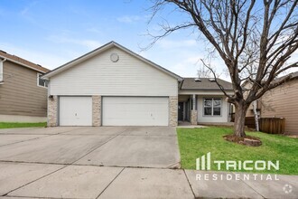 Building Photo - 5950 Fescue Dr