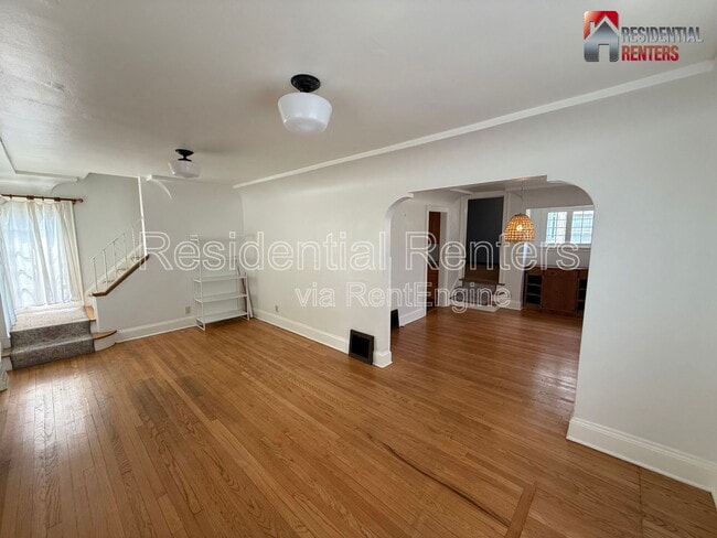 Building Photo - 2185 N 70th St