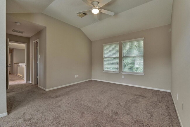 Building Photo - 83 Woodlily Pl