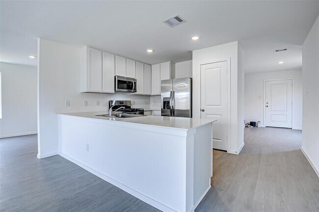 Building Photo - 28715 Texas Sparrow Ln
