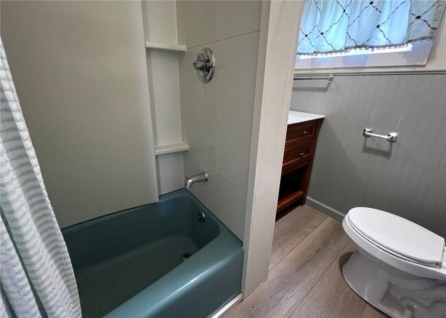 Building Photo - 912 Magee St