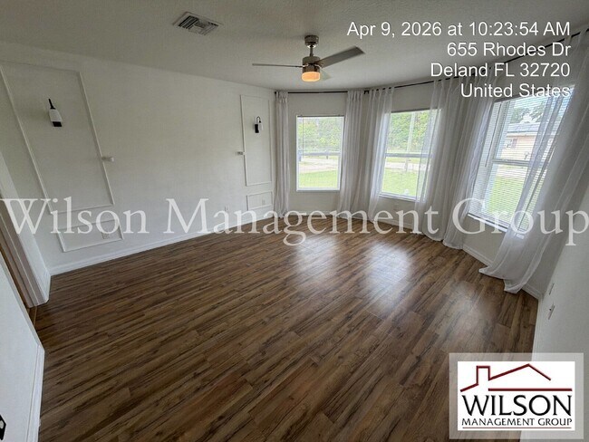 Building Photo - 655 Rhodes Dr