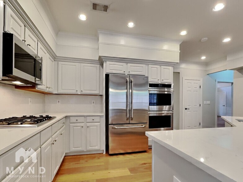 Building Photo - 2149 Wrights Mill Cir NE