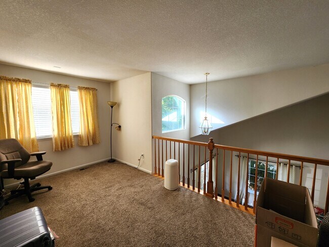 Building Photo - 13628 Plaster Cir