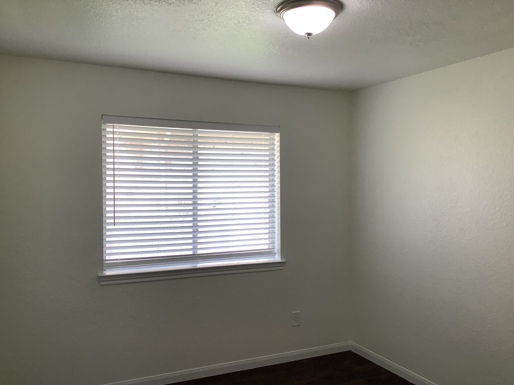 Building Photo - 3709 Breckenridge Dr