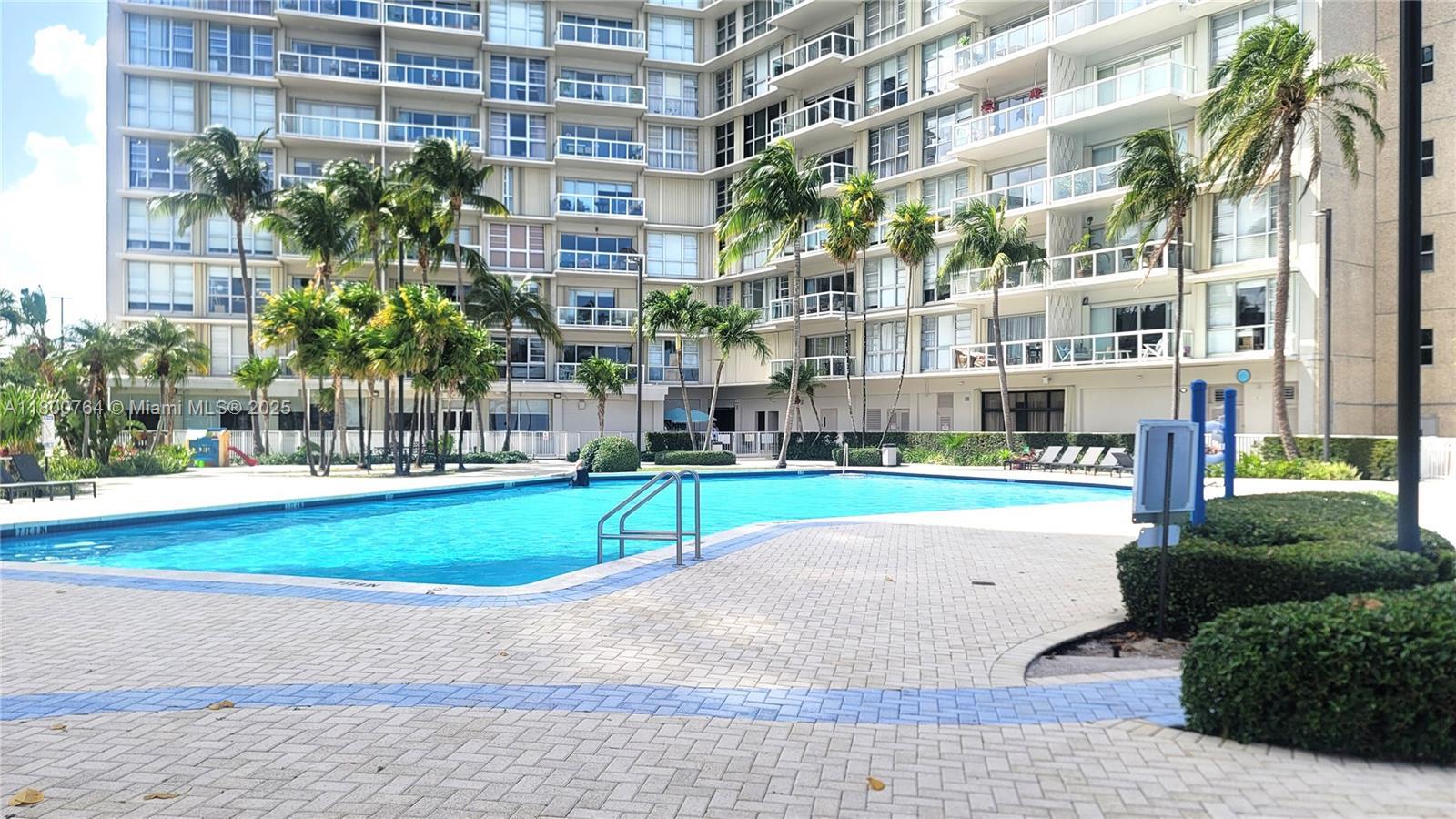 Building Photo - 2451 Brickell Ave