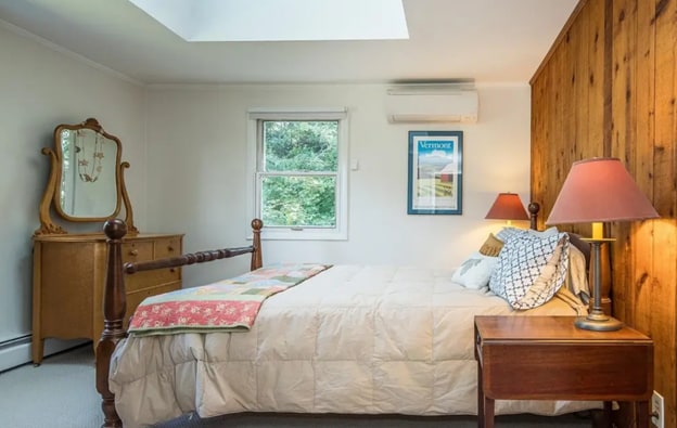 Building Photo - 40 Cottage St