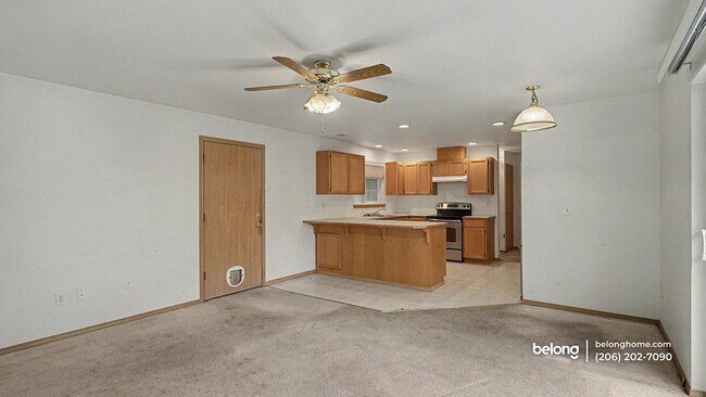 Building Photo - 15121 182nd Ave SE