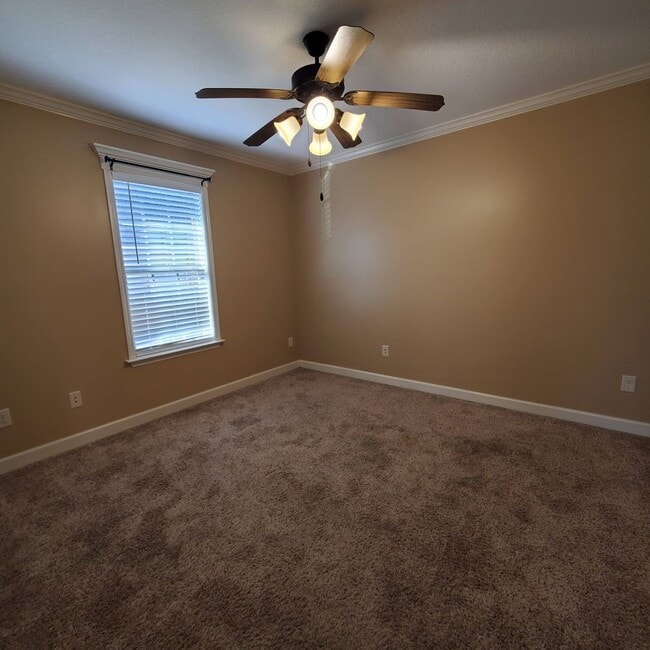 Building Photo - Charming 3-Bedroom Home with Modern Amenities in Hahira, GA