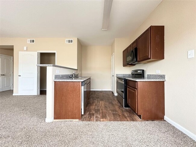 Building Photo - 8706 Torcello St