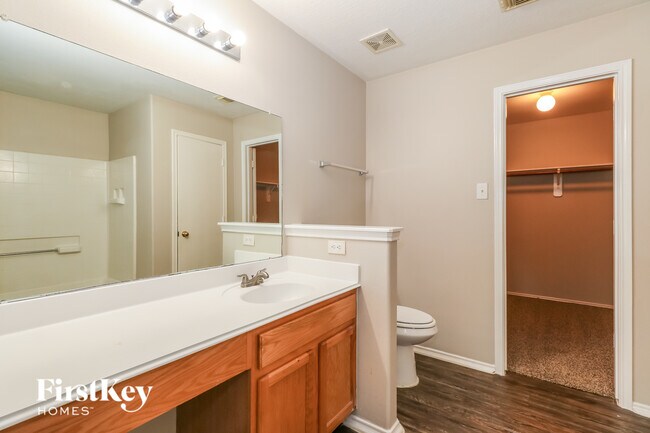 Building Photo - 16814 Perryton Ln