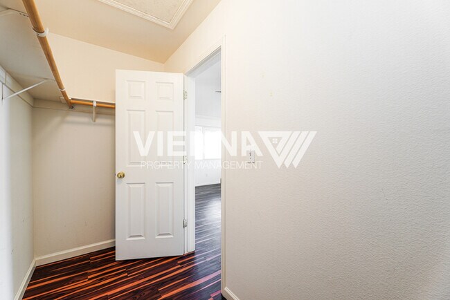 Building Photo - Cute 3 Bedroom Home in Twelve Bridges