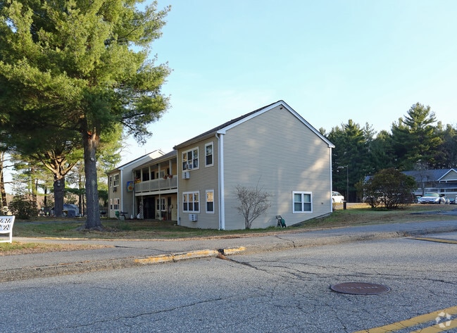 Primary Photo - 1 Forest Ln