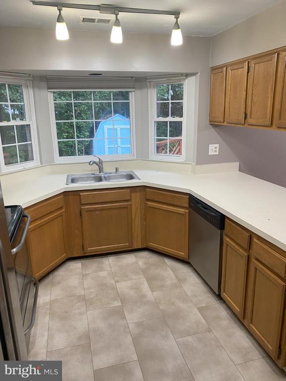 Building Photo - 5097 Bluehead Ct