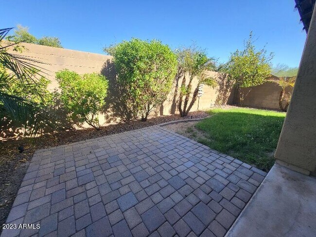 Building Photo - 7255 N 89th Dr