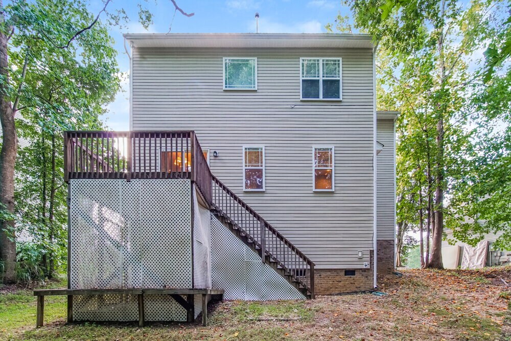 Building Photo - 146 Willowbrook Cir