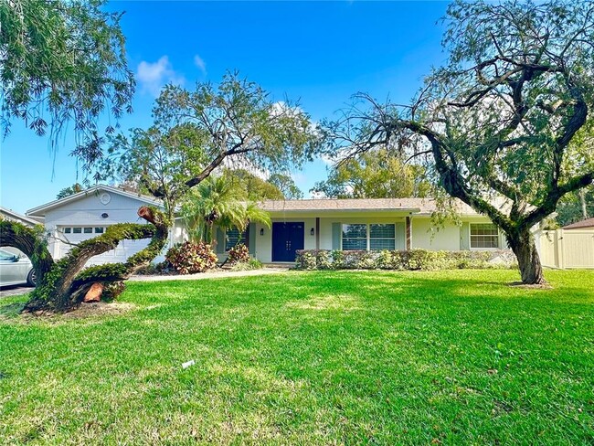 Building Photo - 223 Valencia Shores Dr