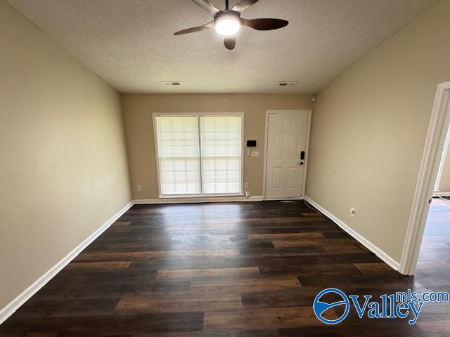 Building Photo - 2617 Venetian Way NW