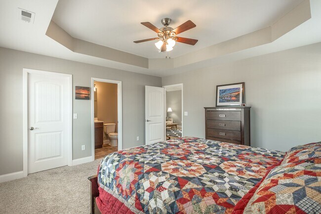 Building Photo - Beautiful Soddy Daisy Home!