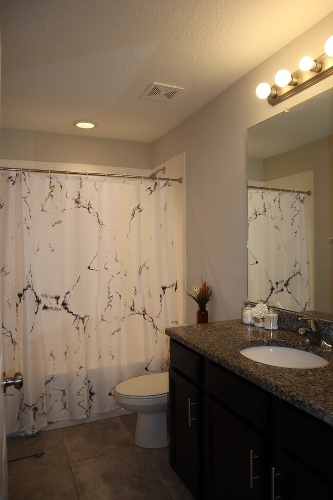 Building Photo - 7022 Grand Elm Dr