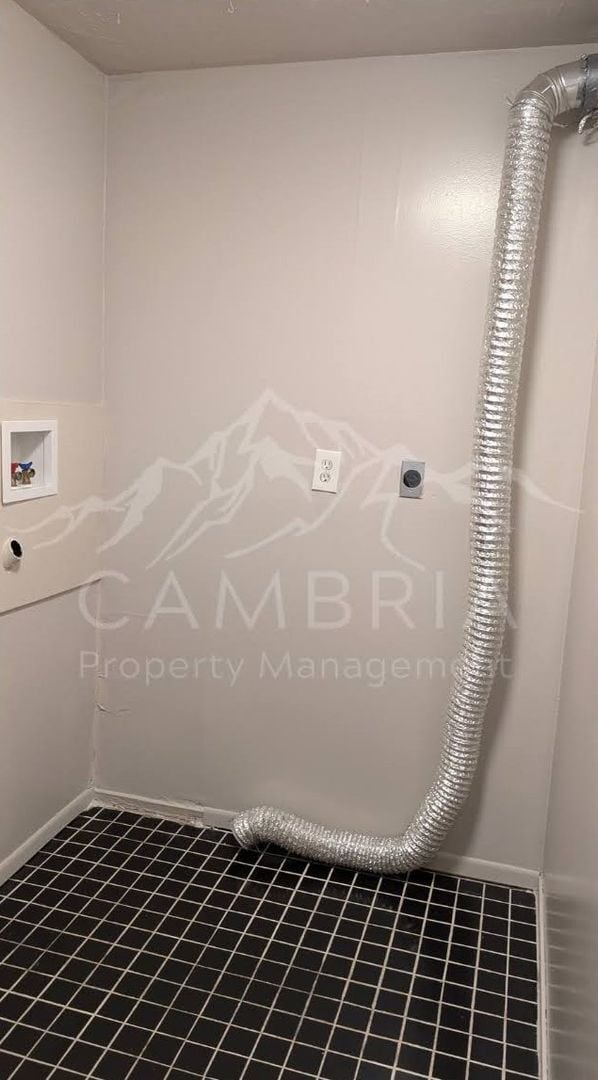 Building Photo - Cozy 2 BR 1 BA Condo Available In West Valley