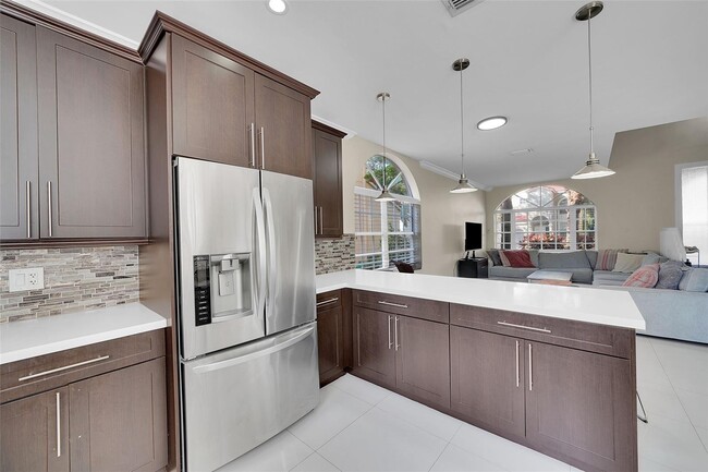 Primary Photo - 8785 NW 6th St