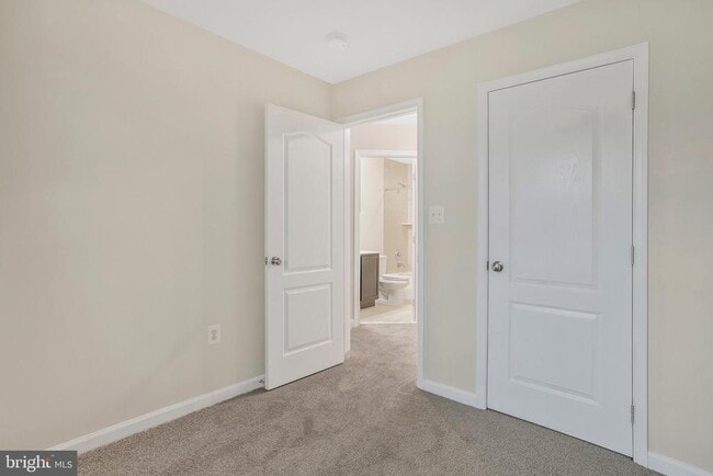 Building Photo - 1612 Fernwood Dr