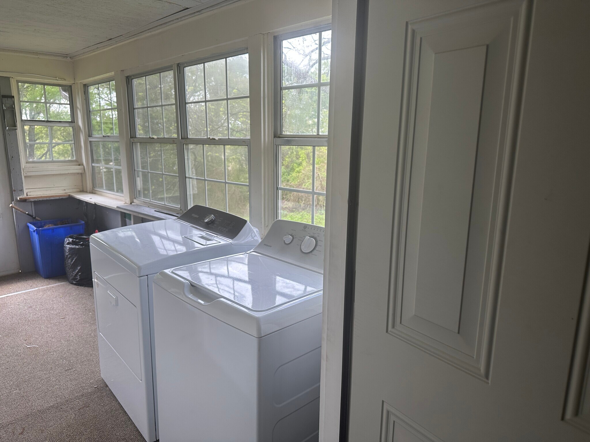 Building Photo - 435 W Queen St