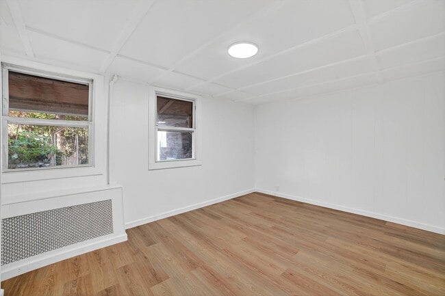 Building Photo - 59 Park Hill Ave