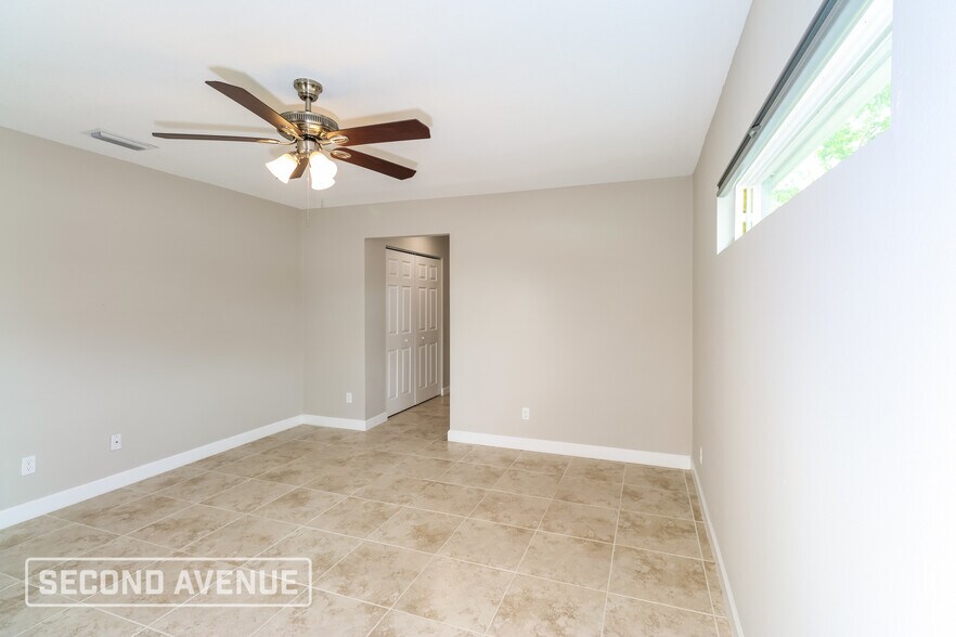 Building Photo - 259 Trenton Ave SW