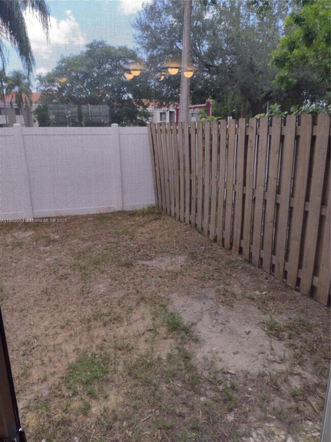 Building Photo - 2311 SW 83rd Ave